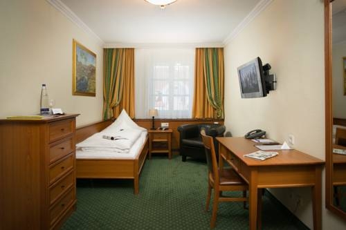 Imagen general del Hotel - Gasthof H&ouml;ttl. Foto 2