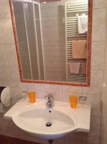 Imagen de la habitación del Hotel Gasthof Janits. Foto 8
