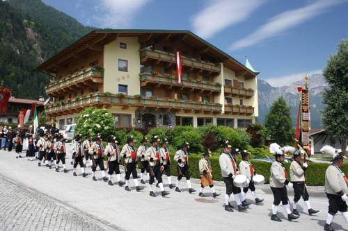 Imagen general del Hotel Gasthof Jäger, SCHLITTERS. Foto 1