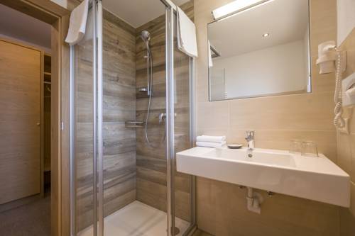 Imagen de la habitación del Hotel Gasthof J&auml;ger, SCHLITTERS. Foto 6