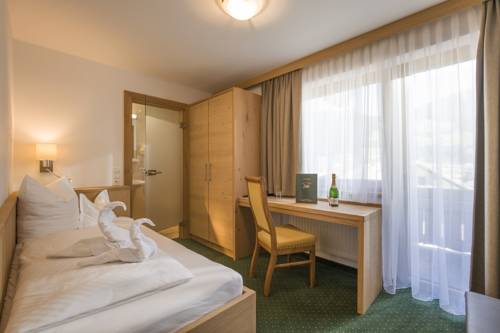 Imagen de la habitación del Hotel Gasthof J&auml;ger, SCHLITTERS. Foto 8