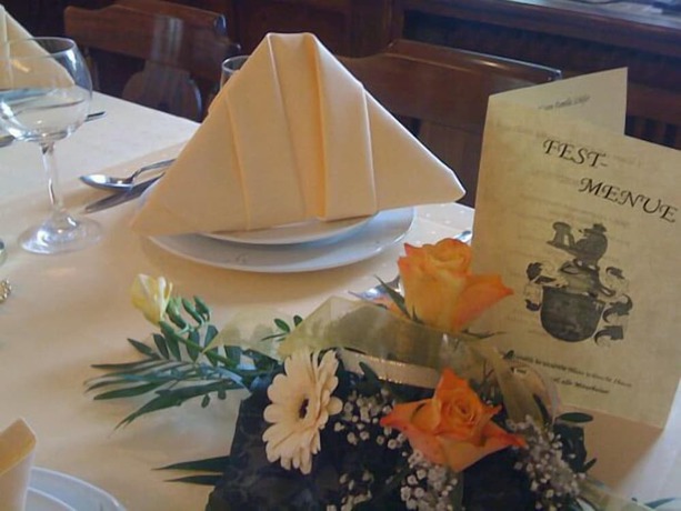 Imagen del bar/restaurante del Hotel Gasthof L&ouml;wen, Breisach. Foto 6