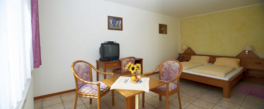 Imagen de la habitación del Hotel Gasthof L&ouml;wen, Breisach. Foto 17