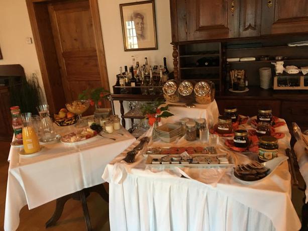 Imagen del bar/restaurante del Hotel Gasthof L&ouml;wen, Vaduz. Foto 2