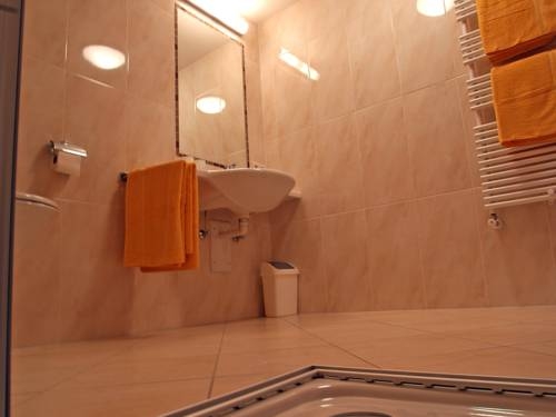 Imagen de la habitación del Hotel Gasthof Neuner. Foto 31