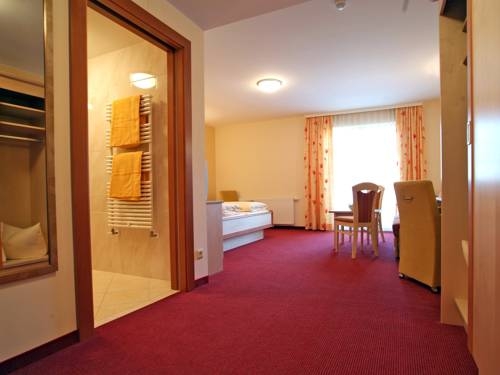 Imagen de la habitación del Hotel Gasthof Neuner. Foto 34