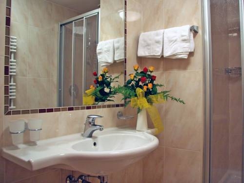 Imagen de la habitación del Hotel Gasthof Neuner. Foto 40