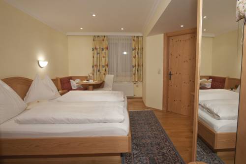 Imagen de la habitación del Hotel Gasthof Neuwirt. Foto 6