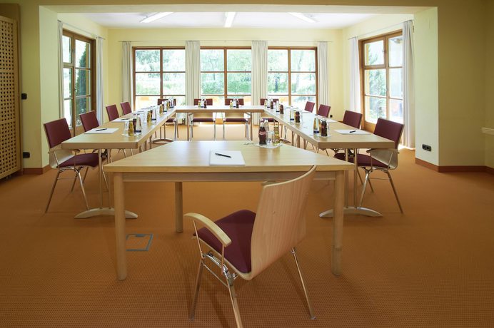 Imagen de los interiores del Hotel Gasthof Oberwirt, Obing. Foto 18