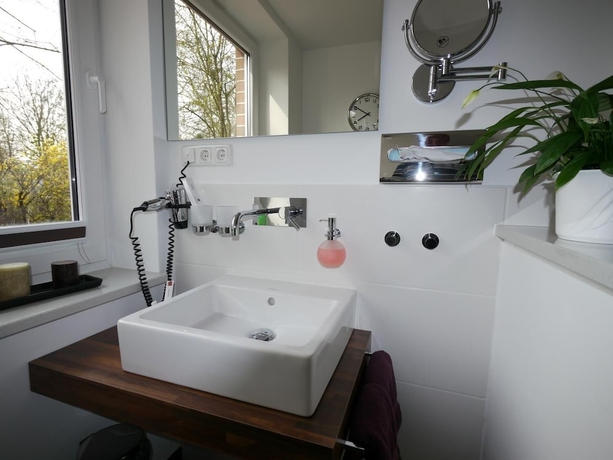 Imagen de la habitación del Hotel Gasthof Oldenw&ouml;hrden. Foto 17