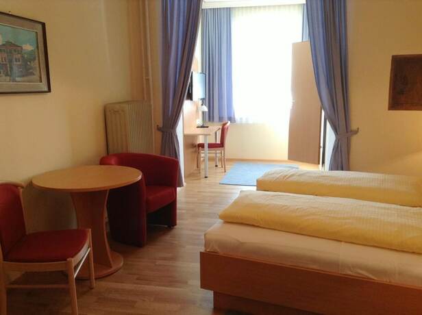 Imagen general del Hotel Gasthof Post, Rosenberg. Foto 16