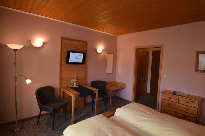 Imagen de la habitación del Hotel Gasthof Roseneck. Foto 18