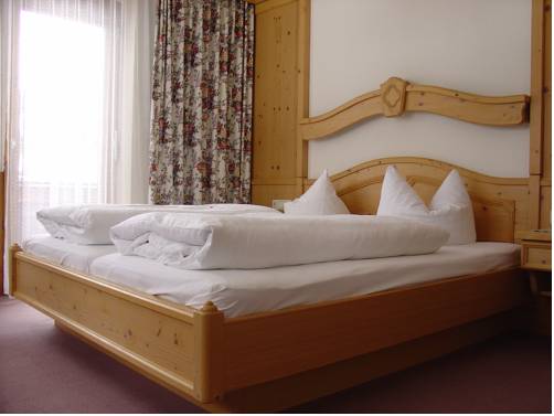 Imagen general del Hotel Gasthof Schwarzer Adler. Foto 1