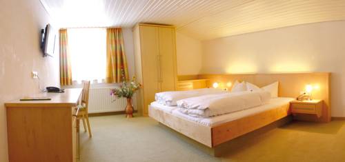 Imagen de la habitación del Hotel Gasthof Schwarzer Adler. Foto 7