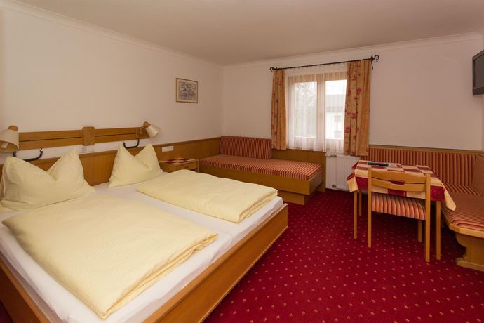 Imagen de los exteriores del Hotel Gasthof Siggen. Foto 10