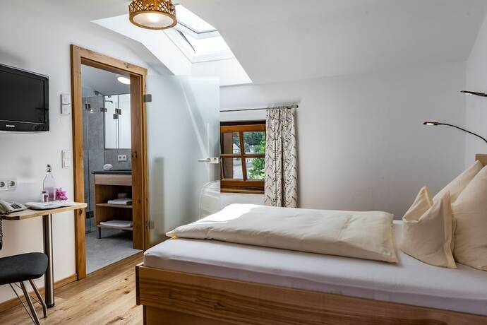 Imagen de la habitación del Hotel Gasthof Steinerwirt, Gro&szlig;gmain. Foto 19