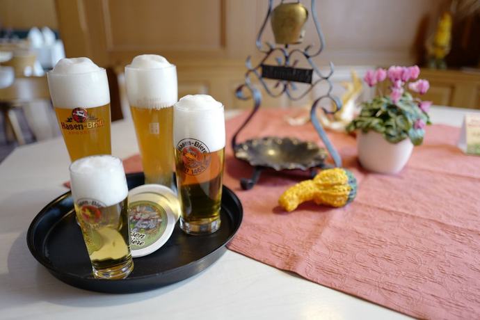 Imagen del bar/restaurante del Hotel Gasthof Stern, Gersthofen. Foto 4