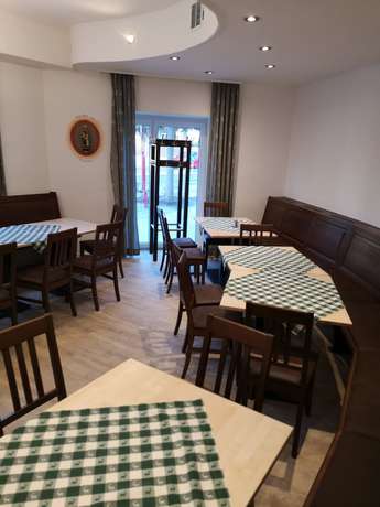 Imagen del bar/restaurante del Hotel Gasthof Stern, Gersthofen. Foto 5