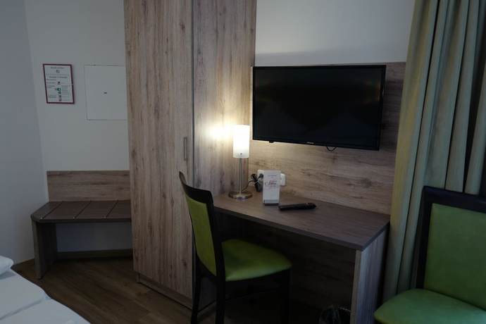 Imagen de la habitación del Hotel Gasthof Stern, Gersthofen. Foto 17
