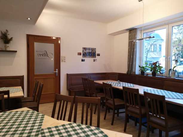 Imagen del bar/restaurante del Hotel Gasthof Stern, Gersthofen. Foto 6