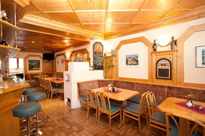 Imagen del bar/restaurante del Hotel Gasthof Stern, Vandans. Foto 5