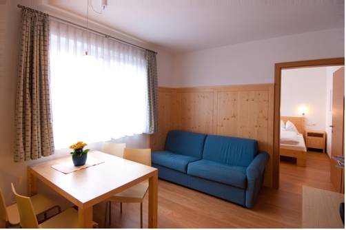 Imagen de la habitación del Hotel Gasthof Traube, San Lorenzo di Sebato. Foto 4