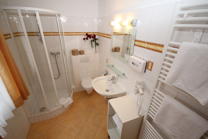 Imagen de la habitación del Hotel Gasthof Waldwirt. Foto 12