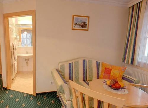 Imagen general del Hotel Gasthof Wei&szlig;er B&auml;r. Foto 12
