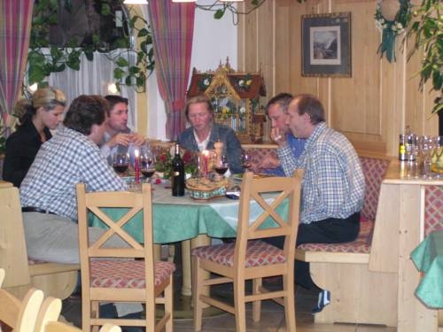 Imagen general del Hotel Gasthof Wei&szlig;er B&auml;r. Foto 14