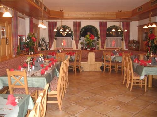 Imagen general del Hotel Gasthof Wei&szlig;er B&auml;r. Foto 16