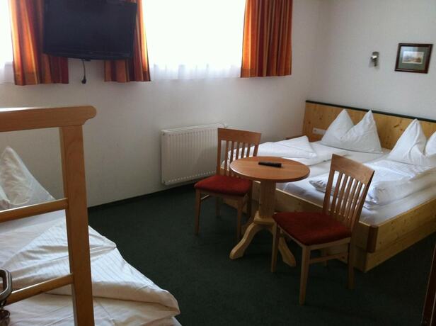 Imagen general del Hotel Gasthof Werfenerhof. Foto 14