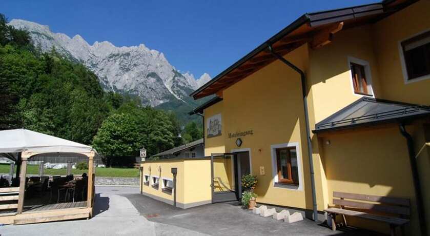 Imagen general del Hotel Gasthof Werfenerhof. Foto 15