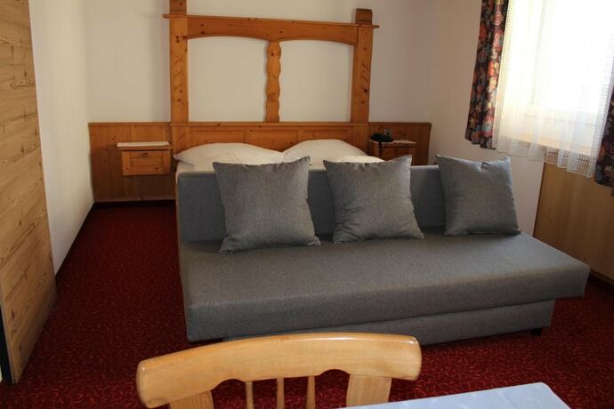 Imagen de la habitación del Hotel Gasthof Zellerstuben. Foto 16
