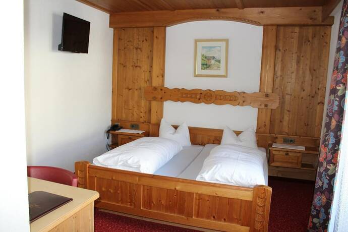 Imagen de la habitación del Hotel Gasthof Zellerstuben. Foto 18