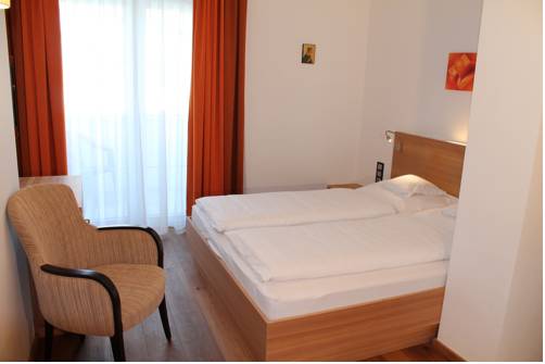 Imagen de la habitación del Hotel Gasthof Zum Goldenen L&ouml;wen. Foto 8