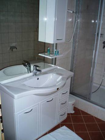 Imagen de la habitación del Hotel Gasthof Zum Goldenen R&ouml;ssl. Foto 5