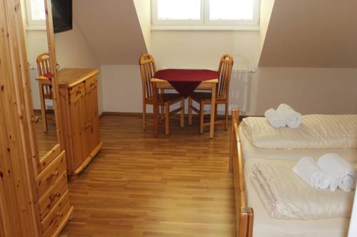 Imagen de la habitación del Hotel Gasthof Zum Goldenen R&ouml;ssl. Foto 7