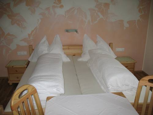 Imagen de la habitación del Hotel Gasthof Zum Goldenen R&ouml;ssl. Foto 15