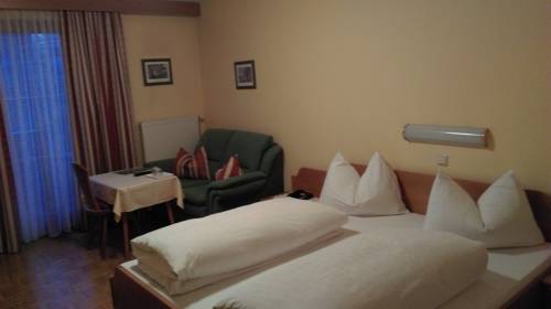 Imagen de la habitación del Hotel Gasthof Zum Stollhofer. Foto 5