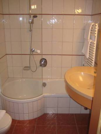 Imagen de la habitación del Hotel Gasthof Zum Stollhofer. Foto 11