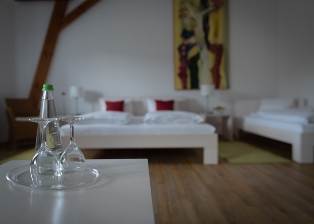 Imagen de la habitación del Hotel Gasthof Zum Storch. Foto 16