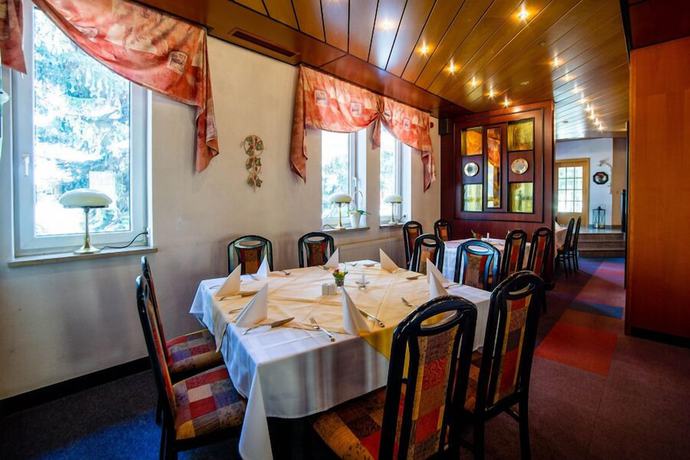 Imagen del bar/restaurante del Hotel Gasthof Zur Heinzebank. Foto 6