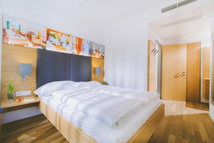 Imagen general del Hotel Gasthof Zur Traube, Neckenmarkt. Foto 15