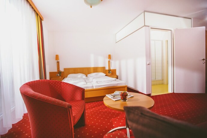 Imagen de la habitación del Hotel Gasthof Zur Traube, Neckenmarkt. Foto 20