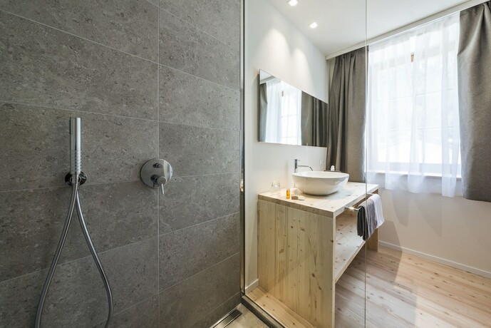 Imagen general del Hotel Gasthof zum Hirschen, Senale San Felice. Foto 5