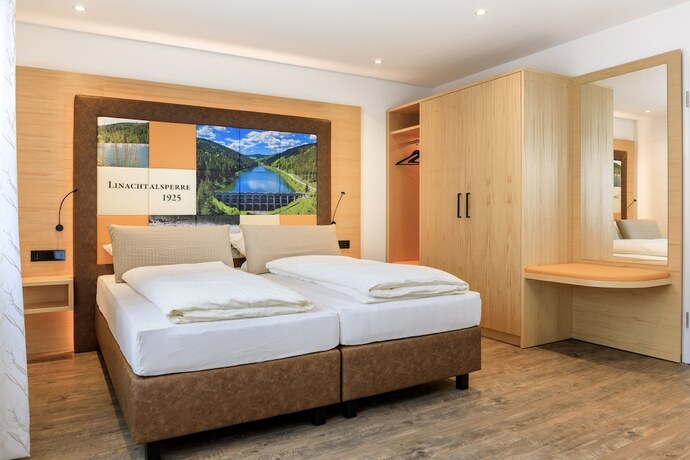 Imagen de la habitación del Hotel Gasthof zum Ochsen, V&ouml;hrenbach. Foto 16