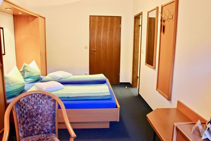 Imagen de la habitación del Hotel Gasthof zum Schwarzen B&auml;ren. Foto 9
