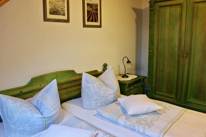 Imagen de la habitación del Hotel Gasthof zum Schwarzen B&auml;ren. Foto 11