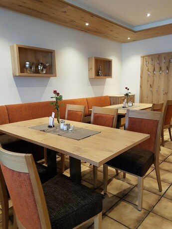 Imagen general del Hotel Gasthof zur Sonne, R&ouml;fingen. Foto 13