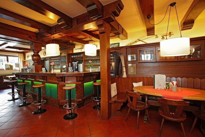 Imagen del bar/restaurante del Hotel Gasthof-Hotel Hartlwirt. Foto 7